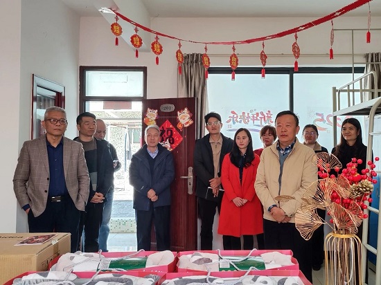 b34a22a7195152d7a423547e42496013.jpg b34a22a7195152d7a423547e42496013.jpg